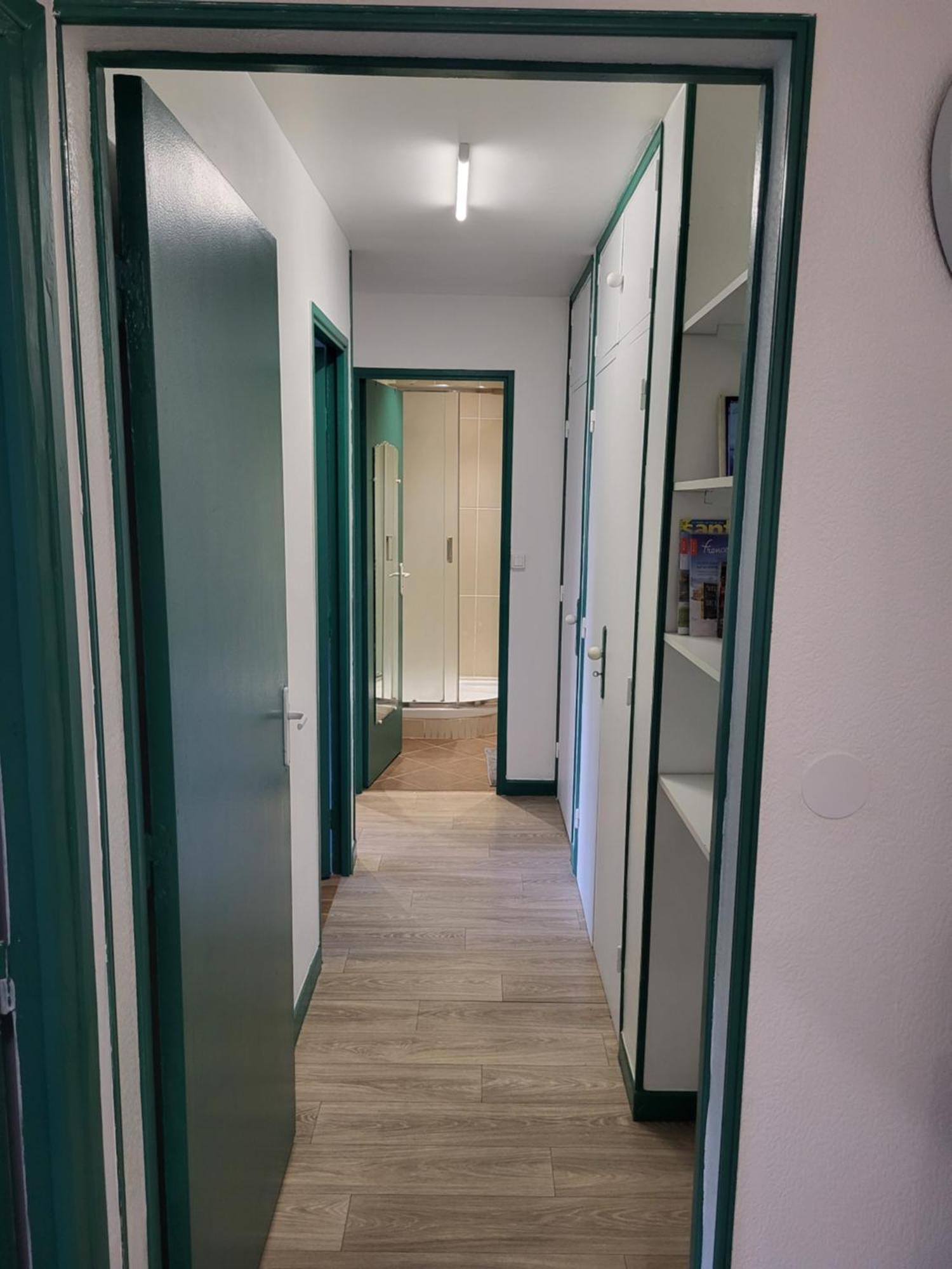 Private Room-3 In Hannana Apartment- 2 Min Walk To Tram 12 Min To Nice Train Station 15 Min To Massena Place Exterior photo