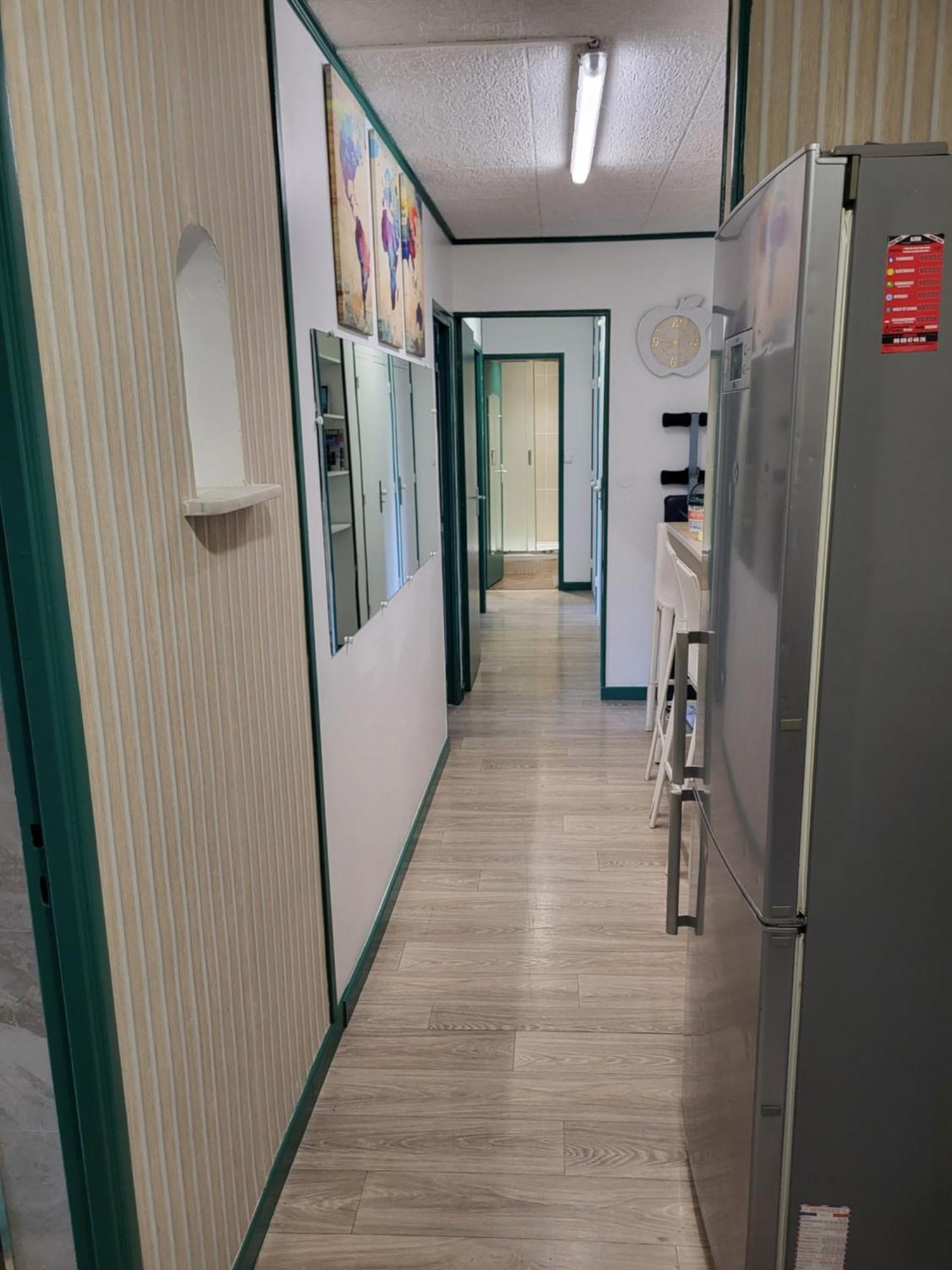 Private Room-3 In Hannana Apartment- 2 Min Walk To Tram 12 Min To Nice Train Station 15 Min To Massena Place Exterior photo